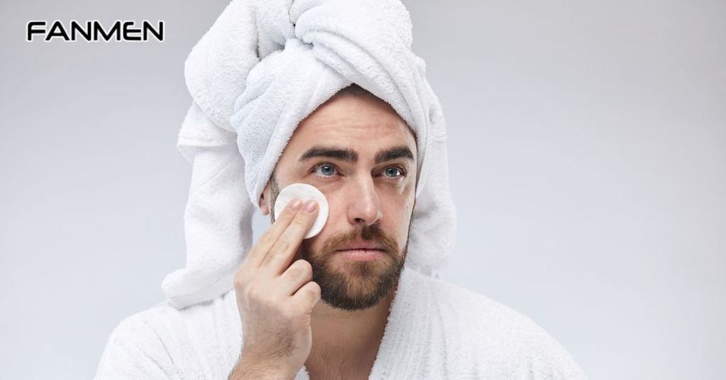 Cách sử dụng toner trị thâm mụn cho da nhạy cảm hiệu quả nhất