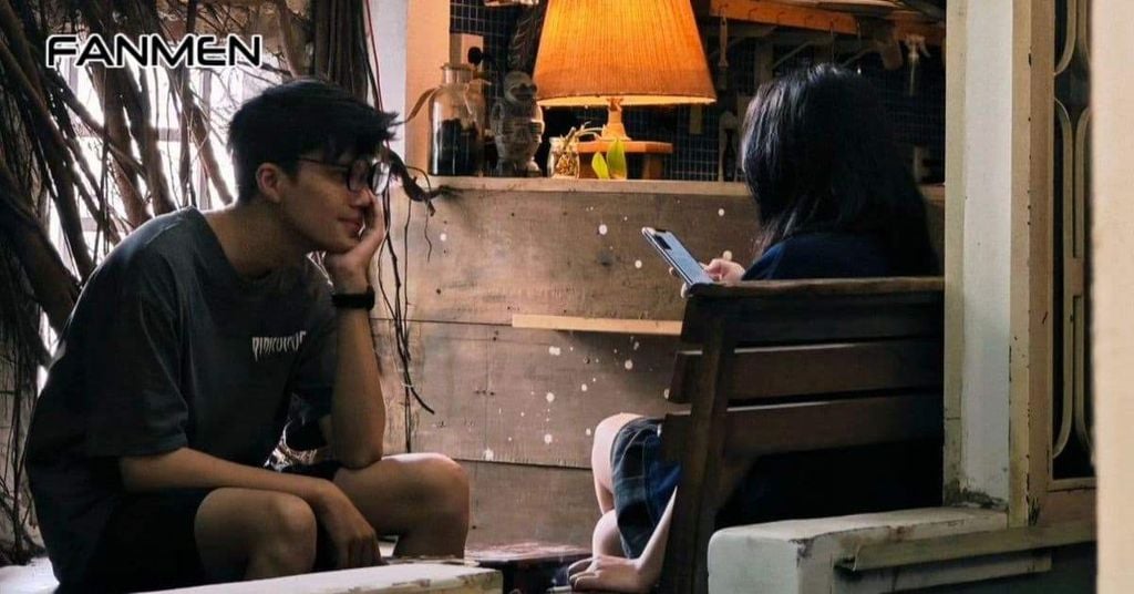 Đặt câu hỏi khi nói chuyện với con gái