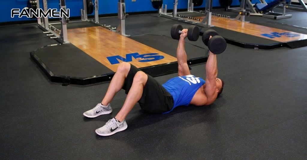 Đẩy tạ đơn - bài tập tăng cân tăng cơ đơn giản