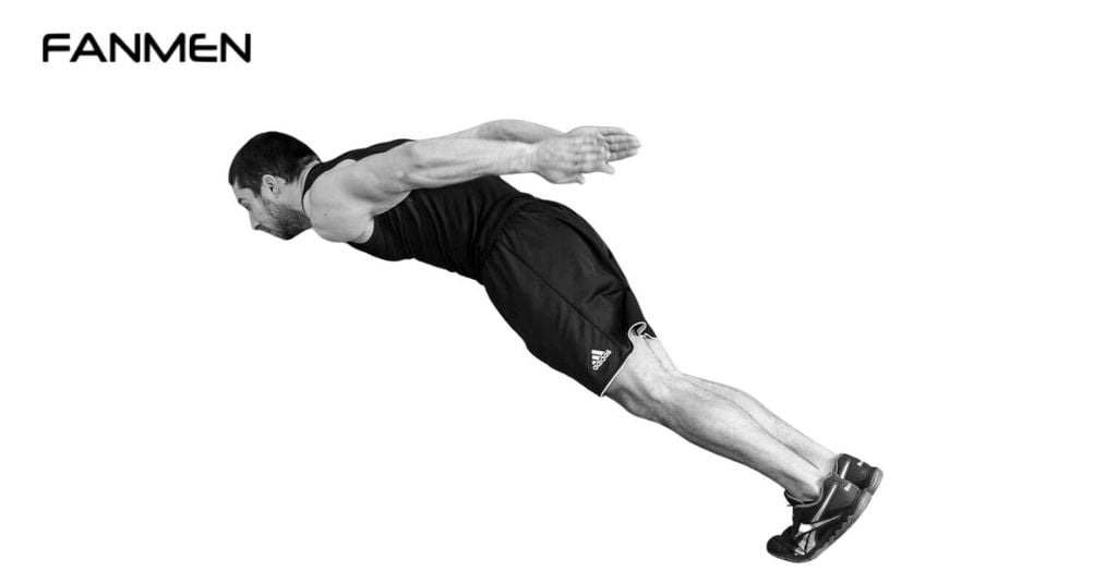 Động tác chống đẩy vỗ tay sau lưng