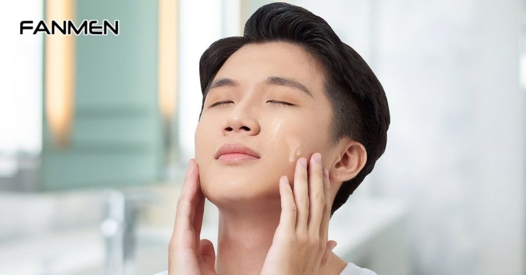 Dùng toner – nước cân bằng