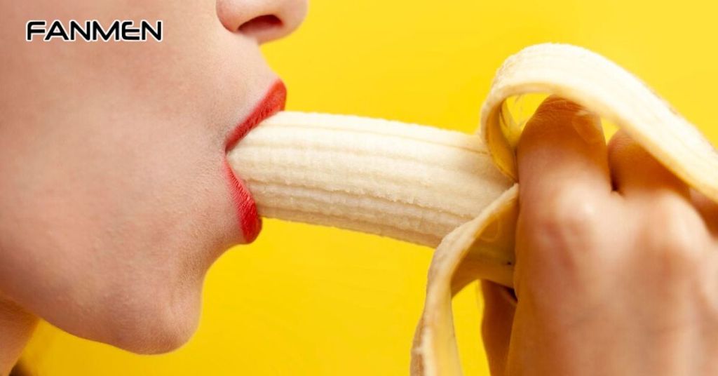 Kết hợp nhiều động tác “yêu” khi hôn dương vật