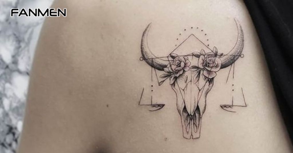 Hình Xăm Kim Ngưu Kết Hợp Yếu Tố Khác