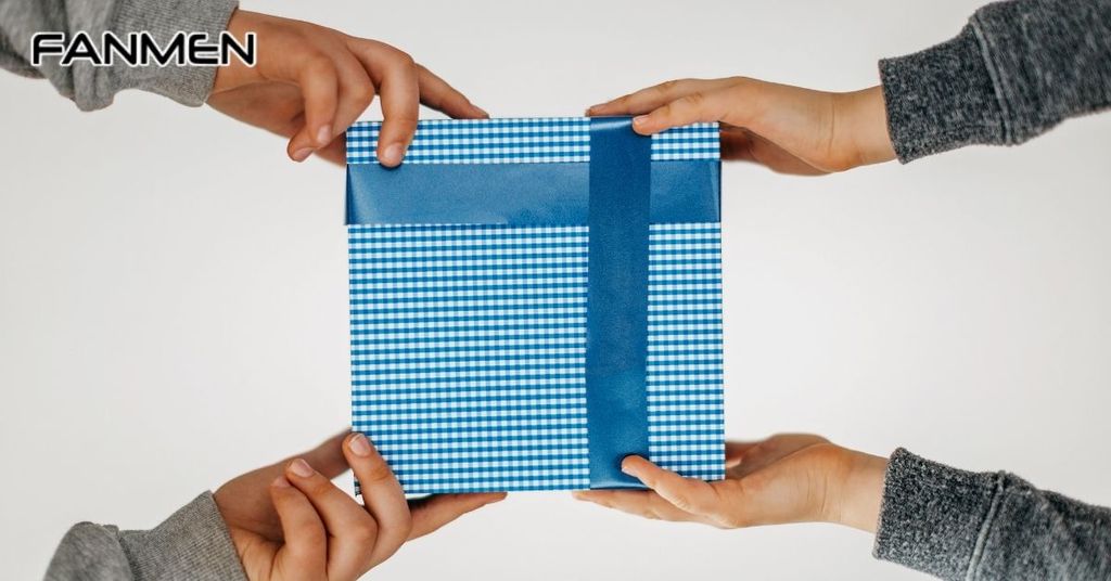 Những lưu ý khi lựa chọn quà sinh nhật cho nam 17 tuổi