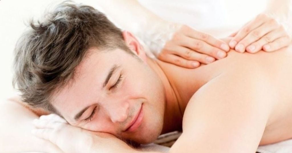 Các Yếu Tố Ảnh Hưởng Đến Giá Tắm Trắng Cho Nam Giới