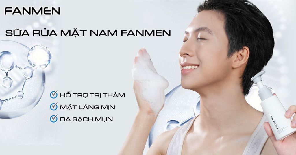 Làm sạch da với sữa rửa mặt