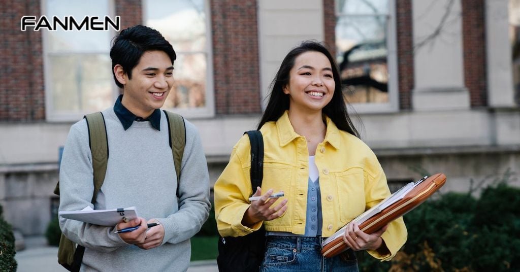 “Mua chuộc” bạn thân của cô ấy