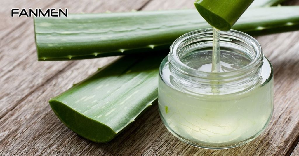 Trị mụn thâm vùng kín tại nhà bằng nha đam