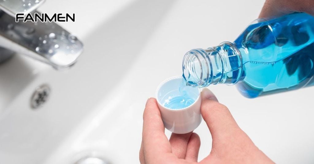 Nước súc miệng trị hôi miệng là gì
