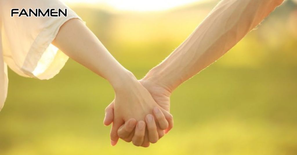 Tận dụng cơ hội để chạm nhẹ