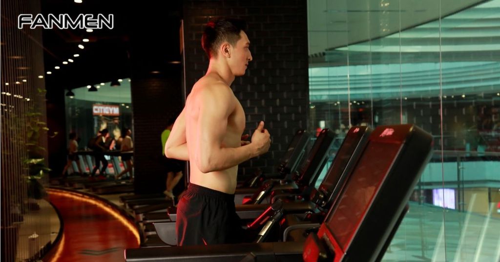 Bài tập gym giảm cân cho nam với máy chạy bộ