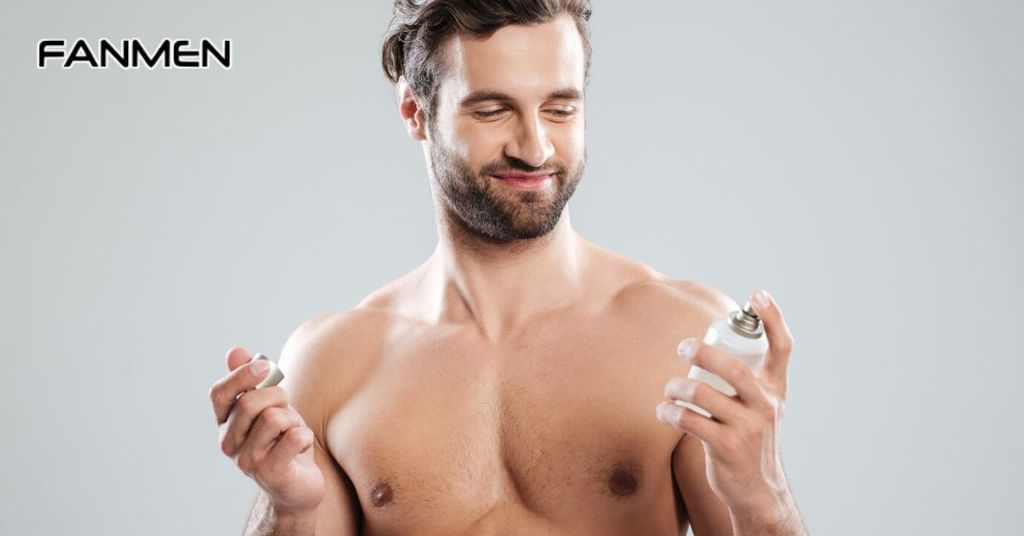 Cách dùng body mist thơm lâu là xịt lên body sau khi tắm